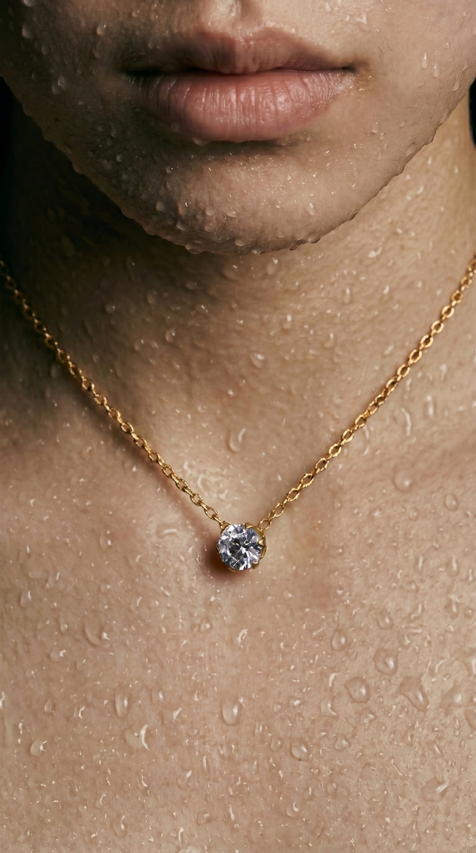Stainless Steel Gold Plated Dainty Minimalist Zircon Charm Anti Tarnish Chain Round Clear Cz Stone Necklace for Women Jewelry